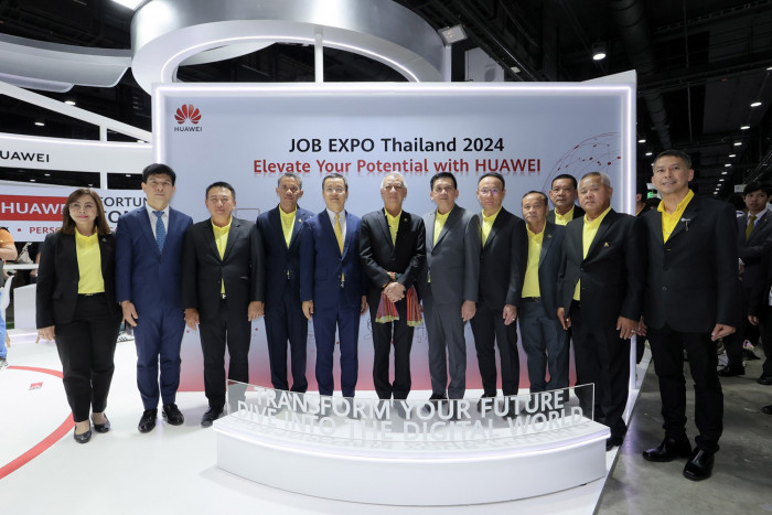 Huawei and Department of Employment Unite for Job Expo