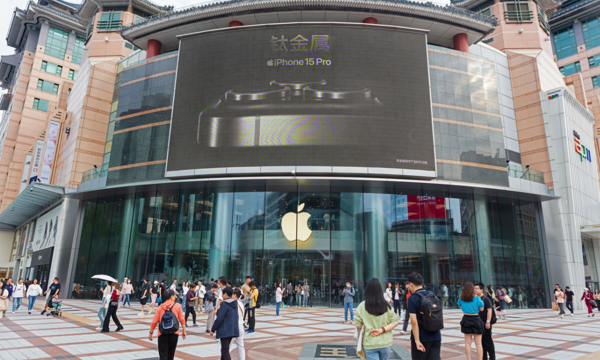 Apple is reportedly losing Chinese market share despite discounts